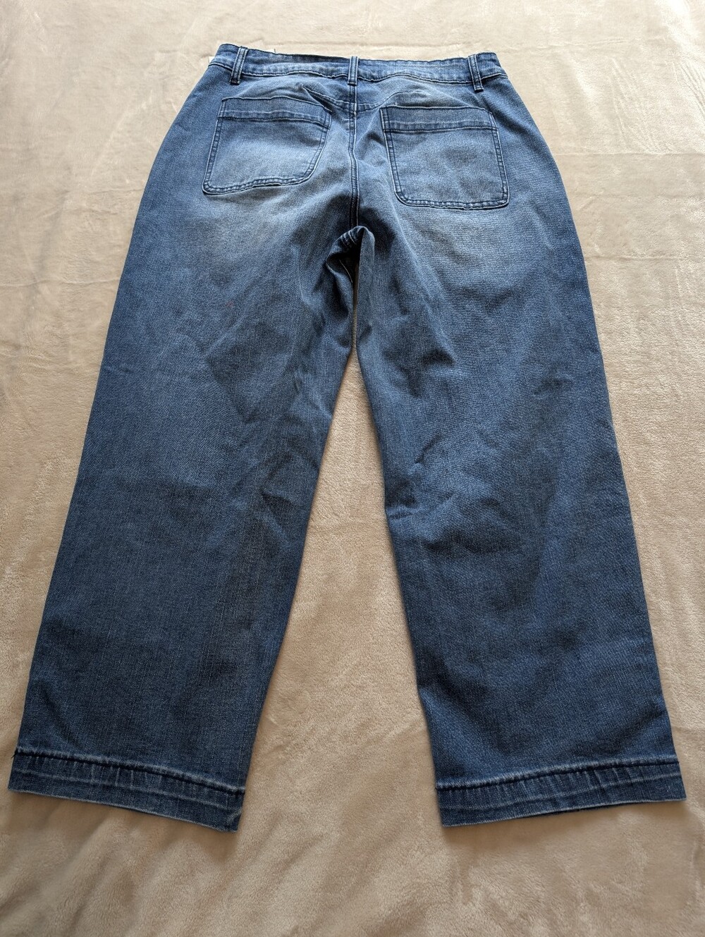 Flamingals Mid Rise Barrel Leg Cropped Jeans NWT Large - Picture 5 of 8